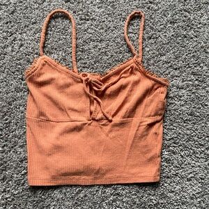 Light orange crop tank